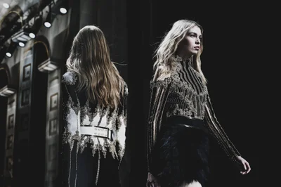 Look 29
